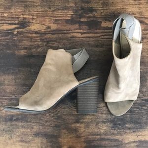 Kenneth Cole Reaction Women’s Friday Ankle Bootie